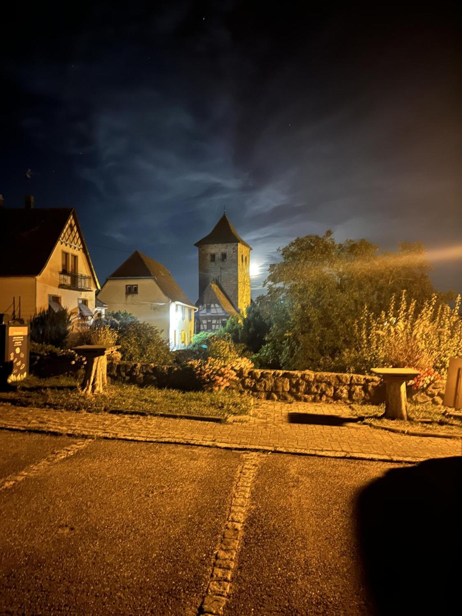 Le Refuge Du Rempart Hotel Dambach la Ville Bagian luar foto